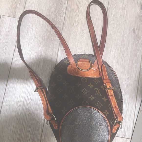 Authentic Vintage Ellipse Backpack - Picture 8 of 8